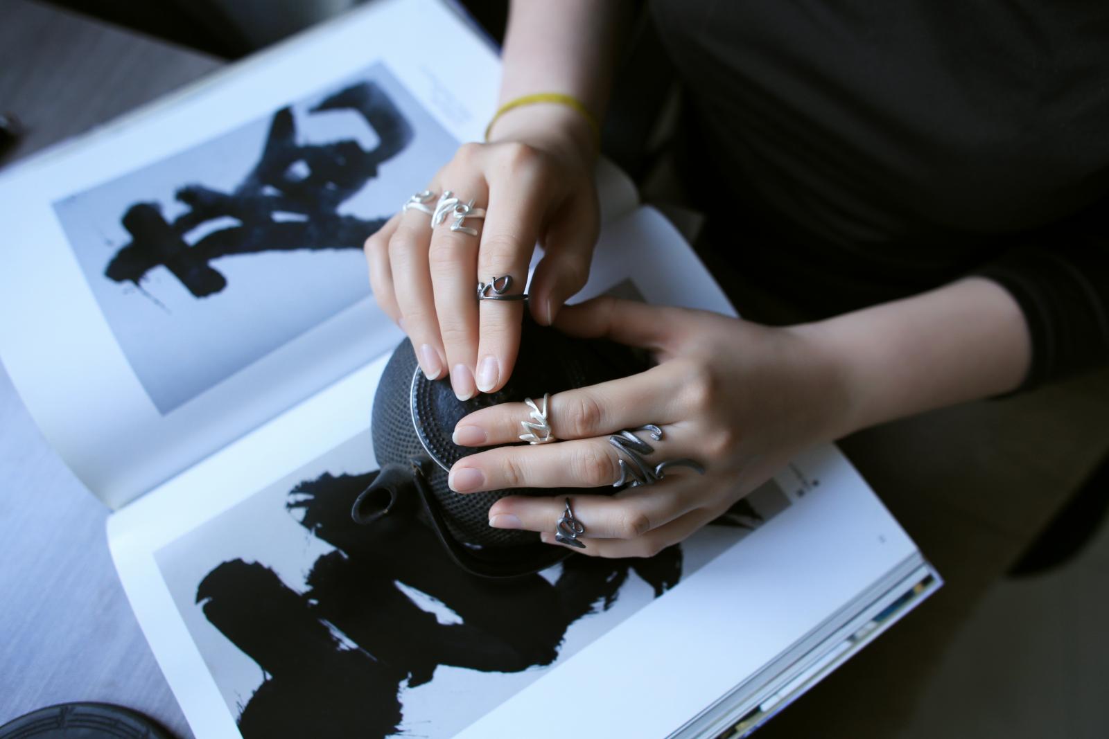 Креативные фаланговые кольца в виде японских иероглифов из серебра 925 пробы