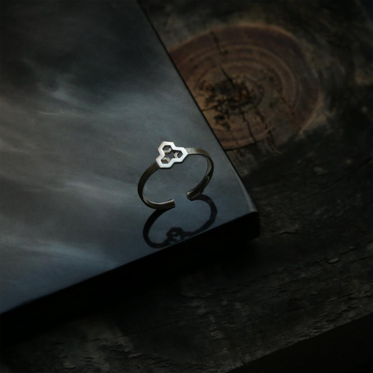 Серебряное кольцо «Рост» из коллекции «Знаки неба»